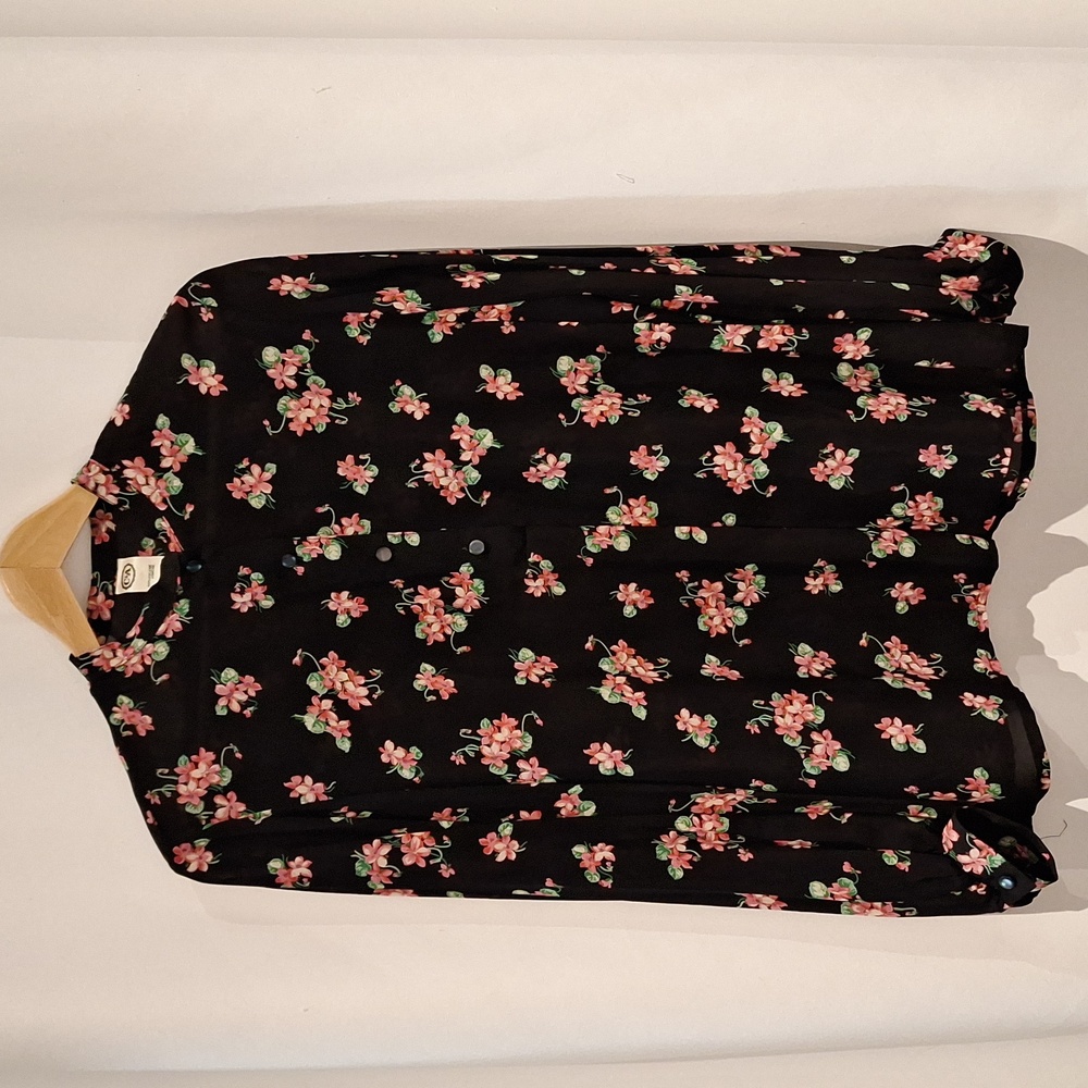 C &  A sheer floral Long Sleeve blouse